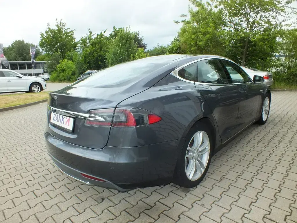 Gebraucht Tesla Model S 269 kW (367 PS) 2015 Grau Kleinwagen