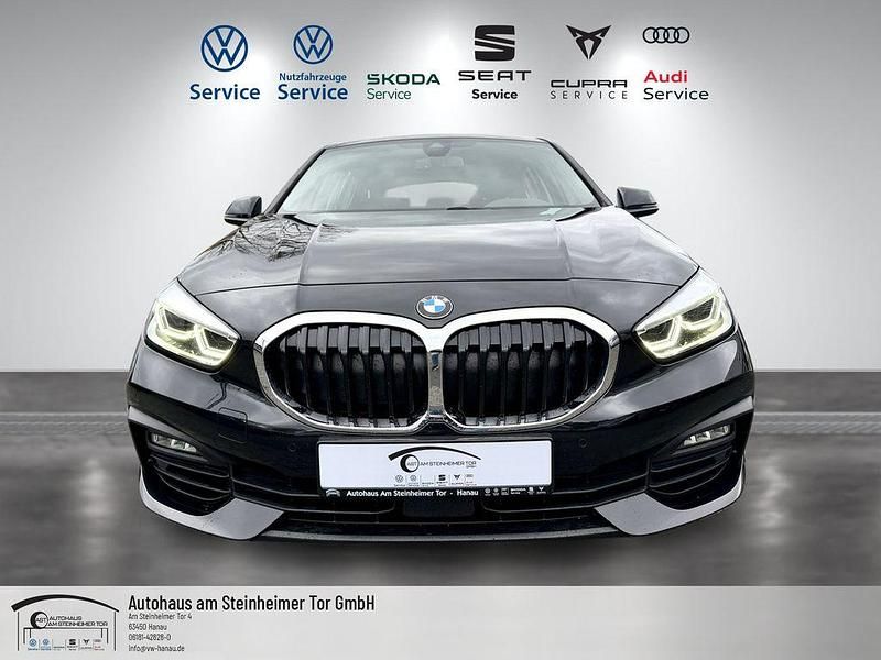 Używany BMW 120 Advantage 190 KM (139 kW) 2023 Czarny Hatchback