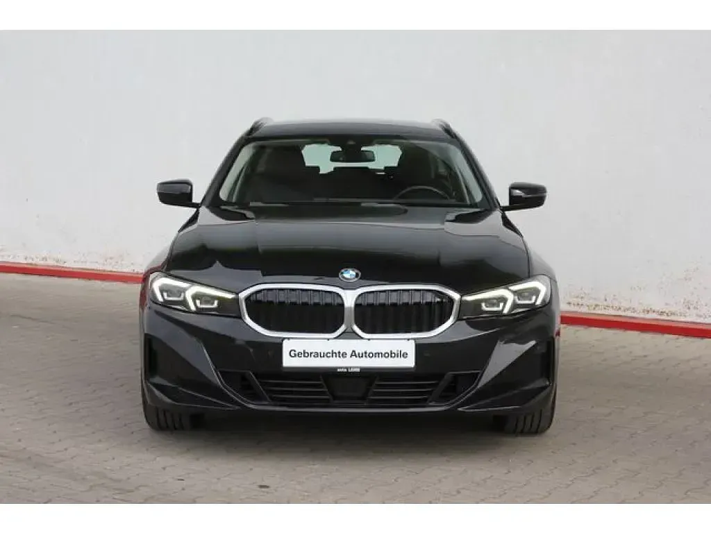 Gebraucht BMW 320 Shadowline 190 PS (139 kW) 2023 Schwarz Kombi