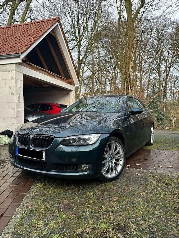 Gebraucht BMW 320 170 PS (125 kW) 2007 Grün Coupé