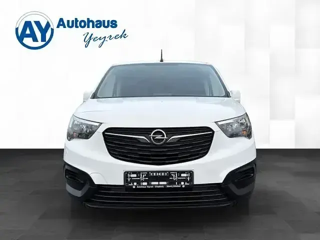 Usata Opel Combo 100 CV (73 kW) 2021 Andere Monovolume