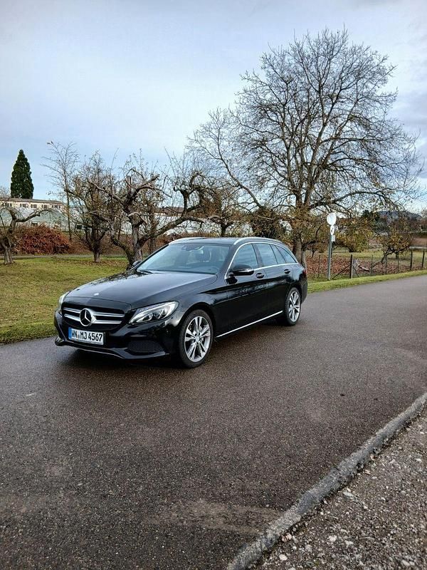 Schwarz Gebraucht 2015 Mercedes C250 Avantgarde Kombi | 20.950 € (Fairer Preis) - Bild 1/4
