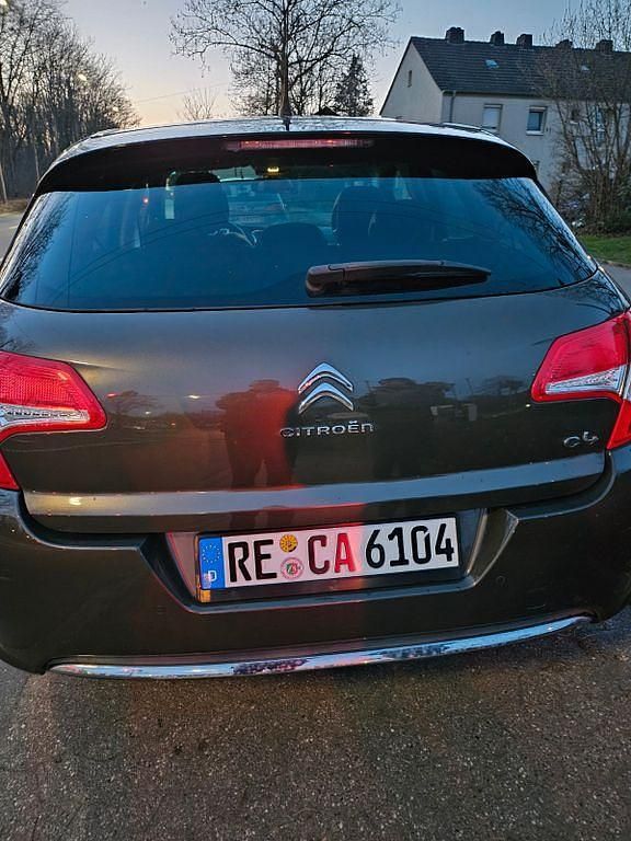 Gebraucht Citroën C4 156 PS (114 kW) 2012 Braun Limousine