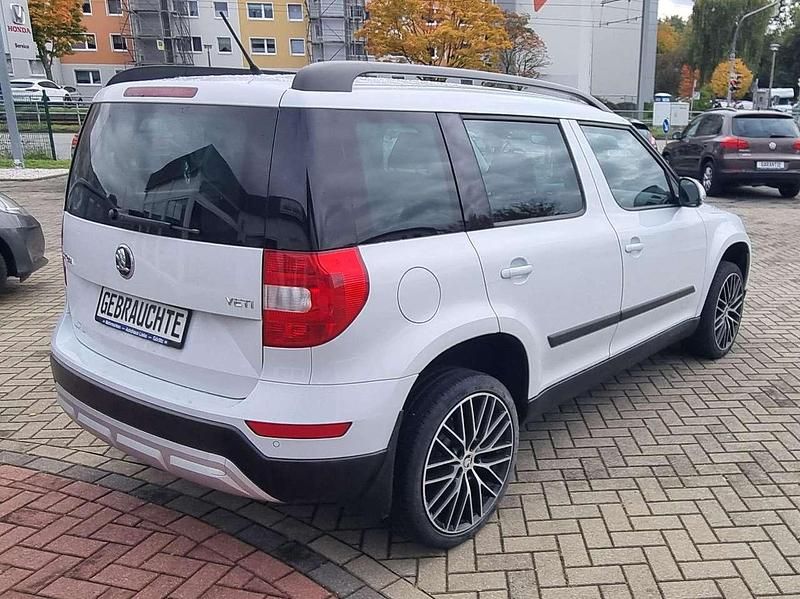 Gebraucht Skoda Yeti Ambition 125 PS (91 kW) 2016 Weiß SUV