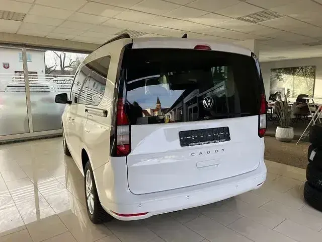 Gebraucht VW Caddy Life 122 PS (89 kW) 2021 Candyweiss Van / Kleinbus