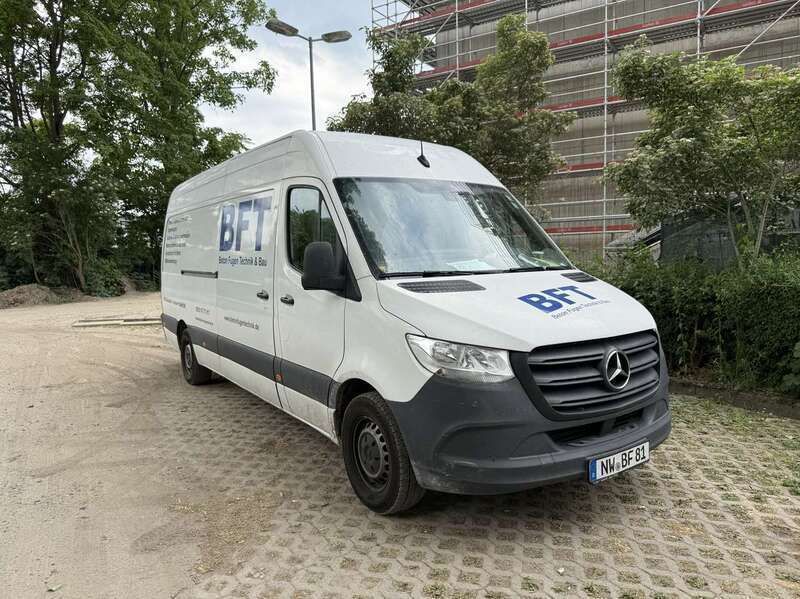 Weiß Gebraucht 2019 Mercedes Sprinter Van | 15.000 € (Teuer) - Bild 1/4