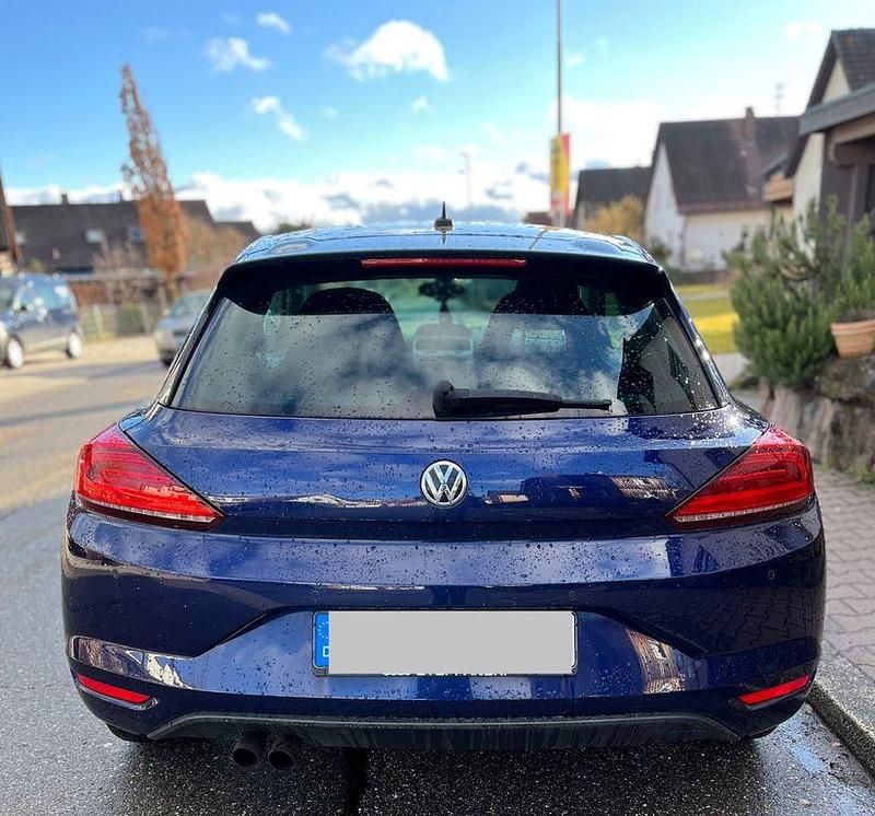Gebraucht VW Scirocco 179 PS (131 kW) 2018 Blau Coupé