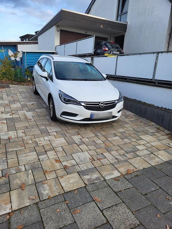Gebraucht Opel Astra 110 PS (80 kW) 2016 Weiß Kombi