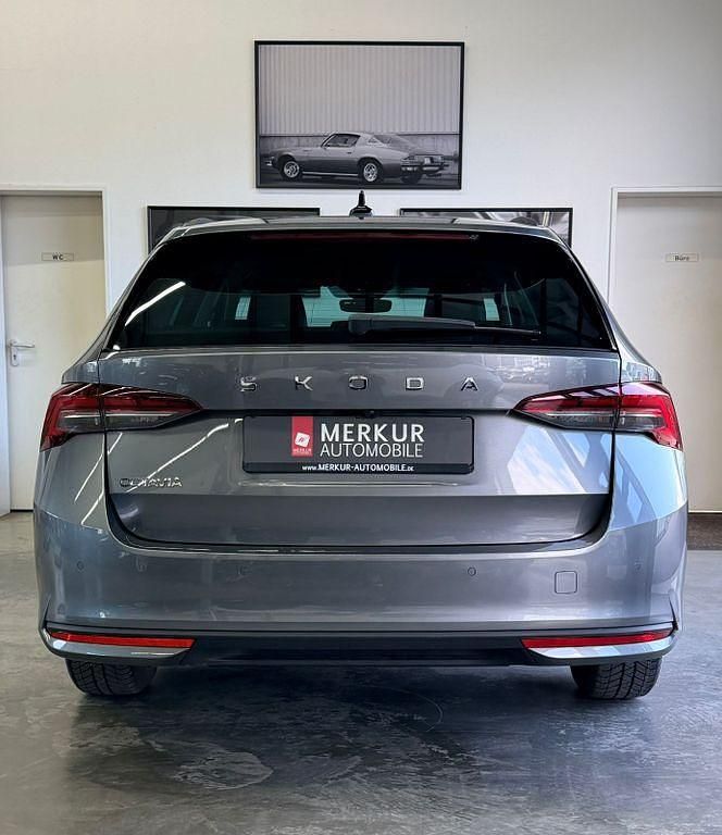 Gebraucht Skoda Octavia Selection 150 PS (110 kW) 2024 Grau Kombi
