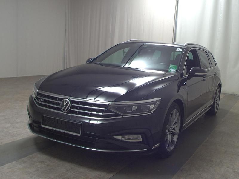 Gebraucht VW Passat R-line 200 PS (147 kW) 2022 Schwarz Kombi