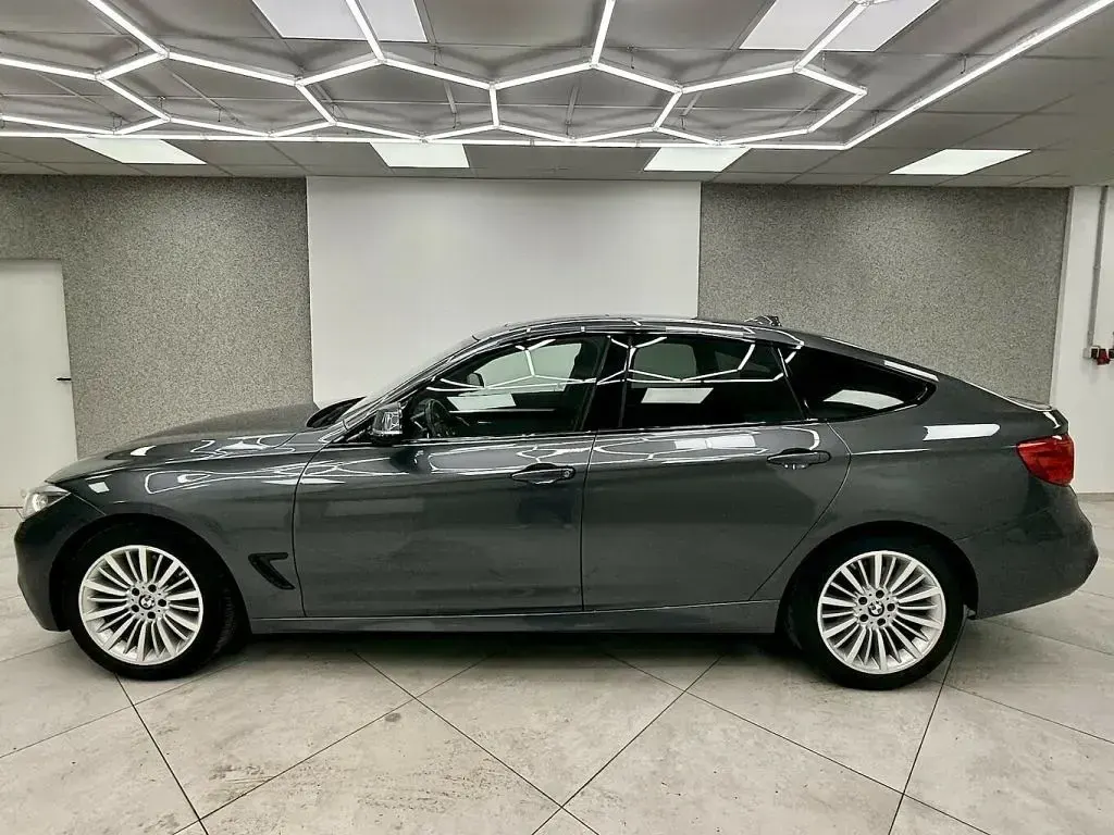 Gebraucht BMW 330 258 PS (189 kW) 2015 Mineralgrau (metallic) Limousine