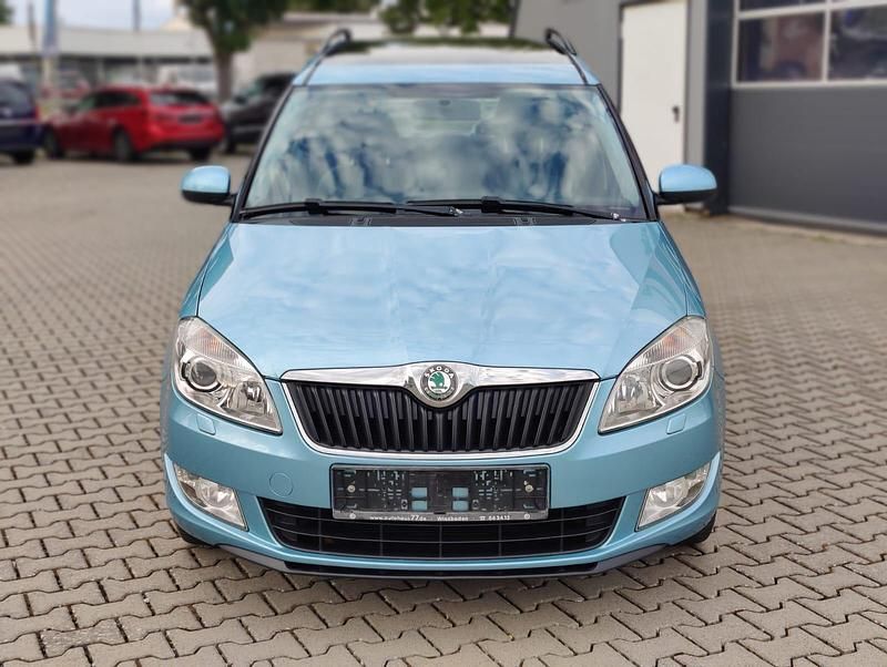 Gebraucht Skoda Roomster 105 PS (77 kW) 2011 Blau Van / Kleinbus
