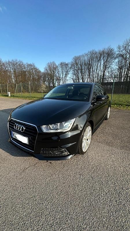 Schwarz Gebraucht 2016 Audi A1 Sportback Kleinwagen | 8.150 € (Fairer Preis) - Bild 1/4