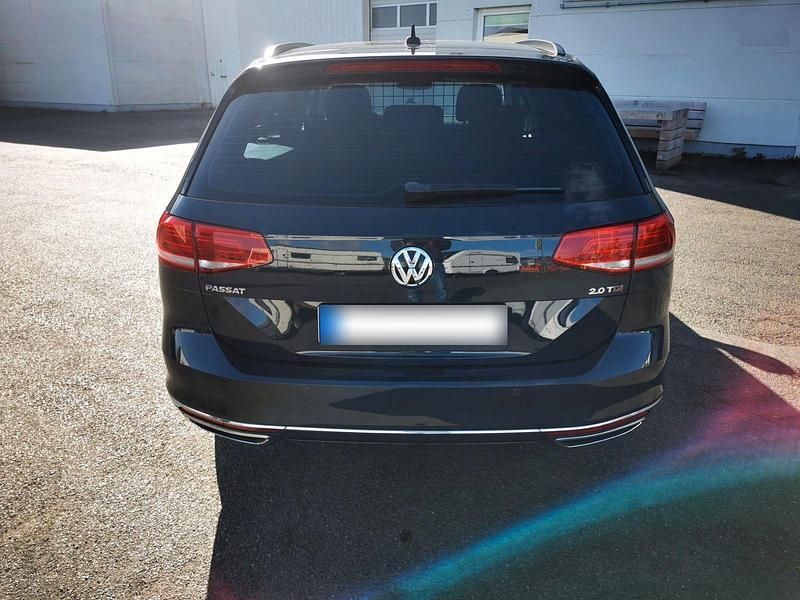 Gebraucht VW Passat Comfortline 190 PS (139 kW) 2017 Grau Kombi