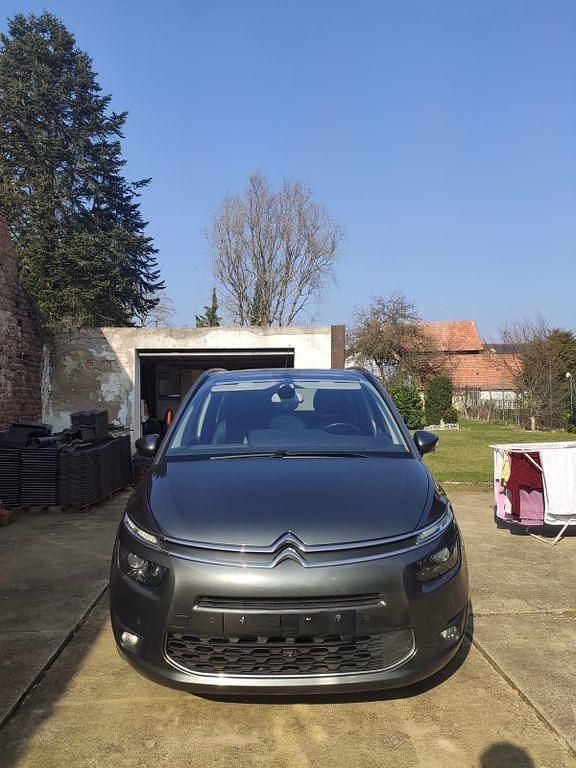 Grau Gebraucht 2013 Citroën Grand C4 Picasso Van / Kleinbus | 6.200 € (Fairer Preis) - Bild 1/4