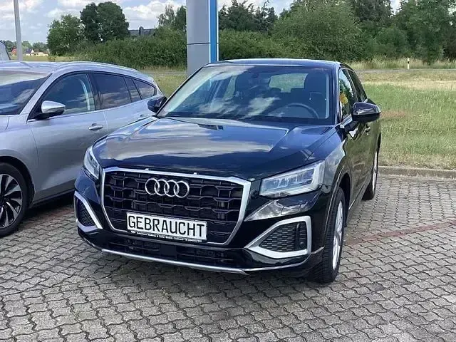 Gebraucht Audi Q2 Advanced 150 PS (110 kW) 2023 Schwarz SUV