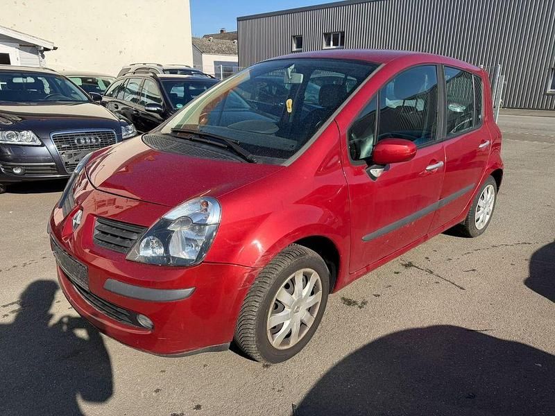 Gebraucht Renault Modus Exception 111 PS (81 kW) 2007 Rot Van / Kleinbus