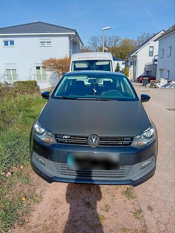 Second-hand VW Polo 90 CP (66 kW) 2012 Negru Hatchback