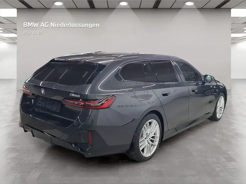 Gebraucht BMW i5 M Sport 442 kW (601 PS) 2025 Grau Kombi