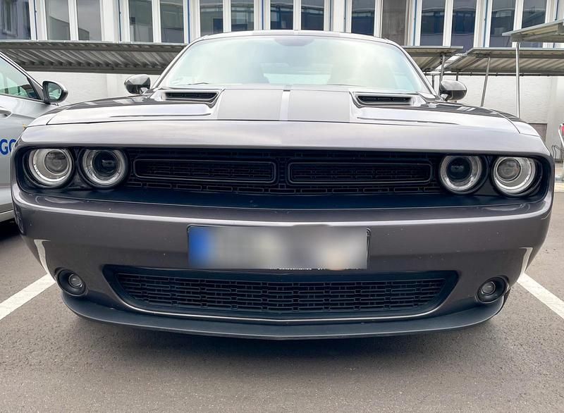 Usata Dodge Challenger 381 CV (280 kW) 2017 Grigio Coupé