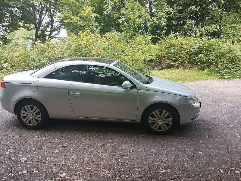 Gebraucht VW Eos 150 PS (110 kW) 2007 Grau Cabrio