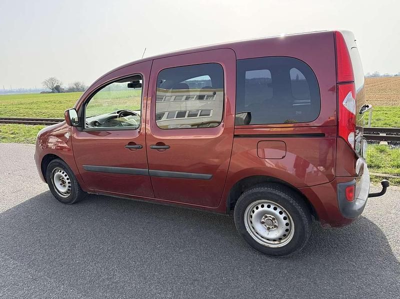 Gebraucht Renault Kangoo 106 PS (77 kW) 2009 Kombi