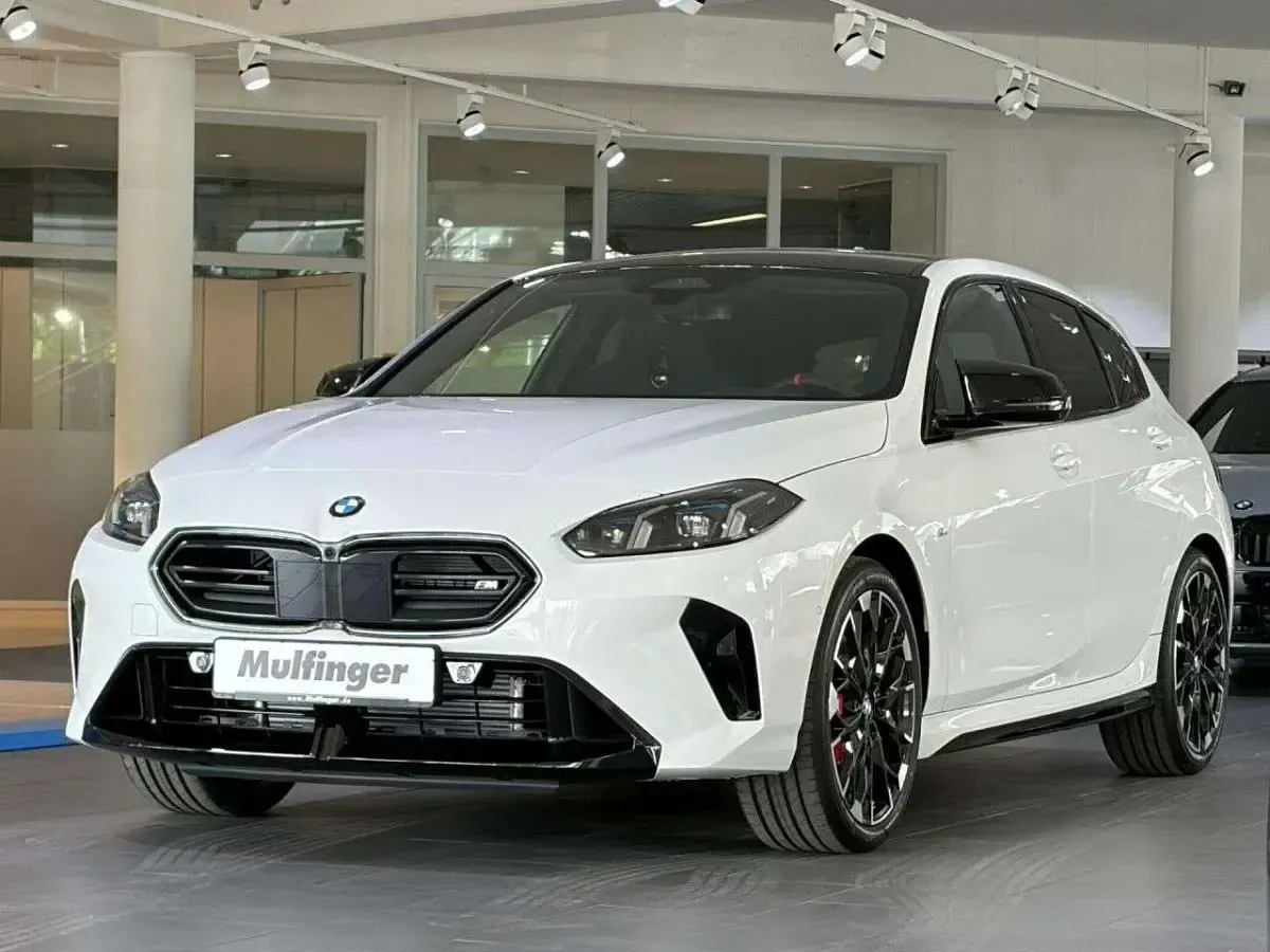 Neu BMW 135 M Sport 300 PS (220 kW) 2026 Alpinweiss Kleinwagen