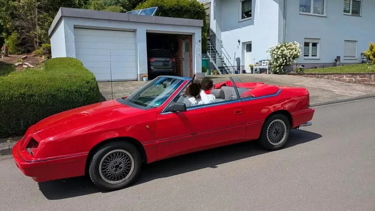 Gebraucht Chrysler Le Baron 132 PS (97 kW) 1991 Rot Cabrio