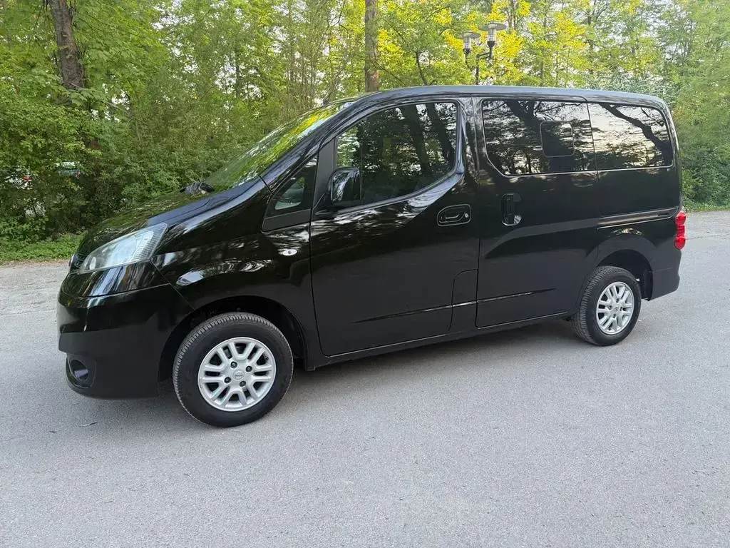 Gebraucht Nissan Evalia Tekna 110 PS (80 kW) 2015 Schwarz Van / Kleinbus
