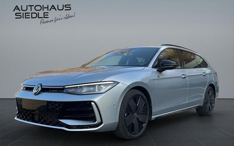 Neu VW Passat R-line 193 PS (141 kW) 2026 Silbern Kombi