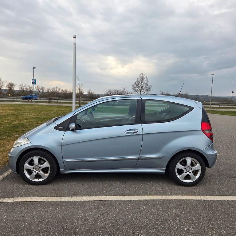 Gebraucht Mercedes A150 Avantgarde 95 PS (69 kW) 2007 Blau Limousine