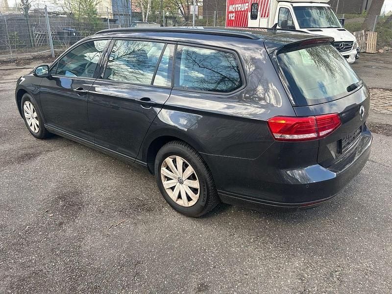 Second-hand VW Passat 150 CP (110 kW) 2019 Gri Break