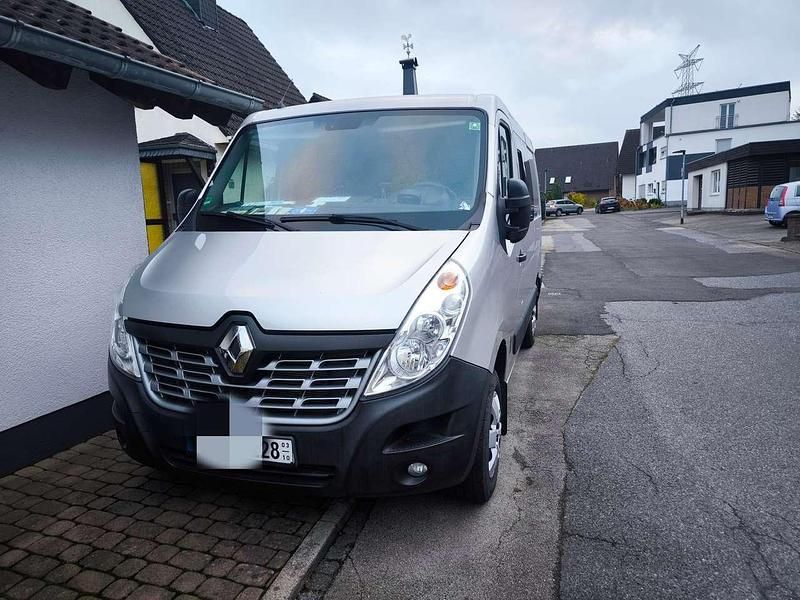 Silber Gebraucht 2019 Renault Master Van | 17.899 € (Fairer Preis) - Bild 1/4
