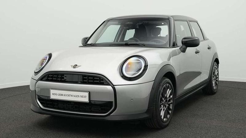 Grau Gebraucht 2024 Mini Cooper Classic Kleinwagen | 27.088 € (Guter Preis) - Bild 1/4