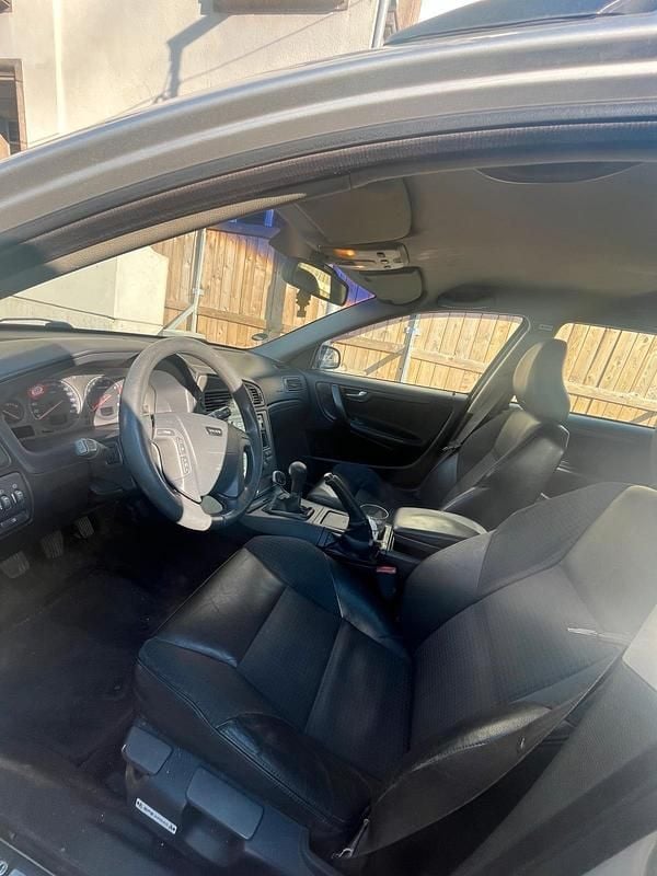 Gebraucht Volvo V70 140 PS (102 kW) 2001 Silber Kombi