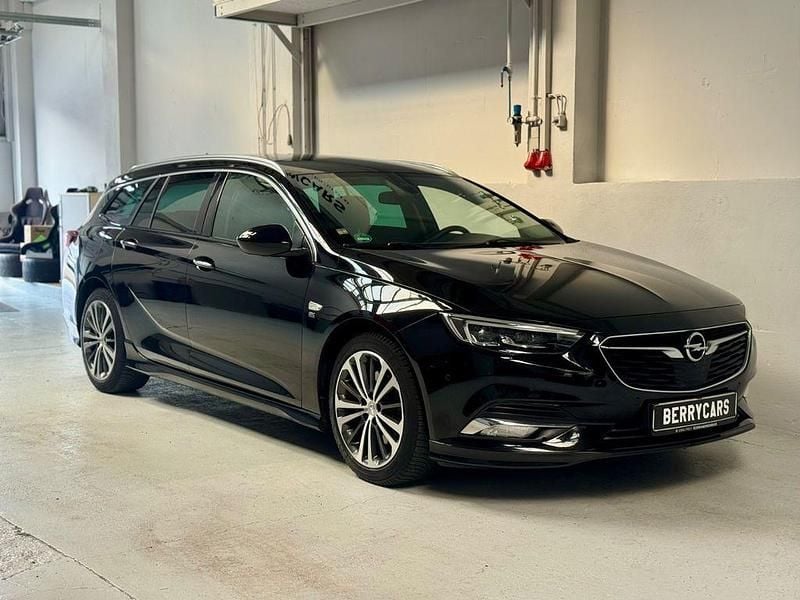 Schwarz Gebraucht 2019 Opel Insignia OPC Kombi | 18.990 € (Fairer Preis) - Bild 1/4