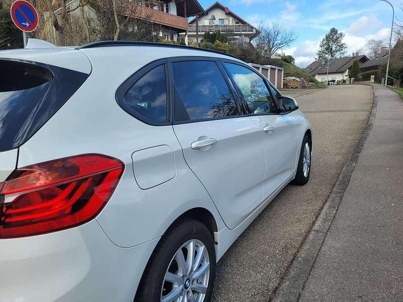 Gebraucht BMW 218 136 PS (100 kW) 2017 Weiß Kombi
