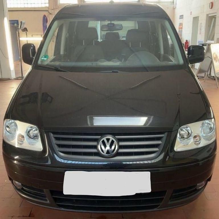 Usata VW Caddy Team 105 CV (77 kW) 2010 Nero Monovolume