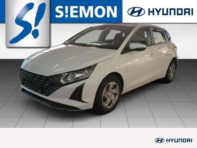 Weiss Gebraucht 2025 Hyundai i20 Select Kleinwagen | 15.830 € (Fairer Preis) - Bild 1/4