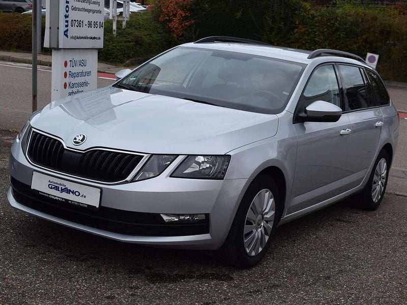 Silber Gebraucht 2019 Skoda Octavia Ambition Kombi | 12.890 € (Guter Preis) - Bild 1/3