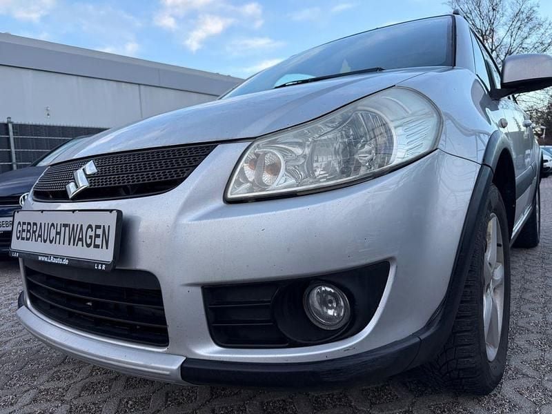 Silber Gebraucht 2008 Suzuki SX4 Comfort SUV | 3.200 € (Guter Preis) - Bild 1/4