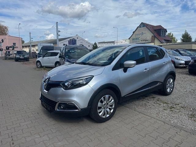 Grau Gebraucht 2014 Renault Captur Dynamique SUV | 6.999 € (Guter Preis) - Bild 1/4