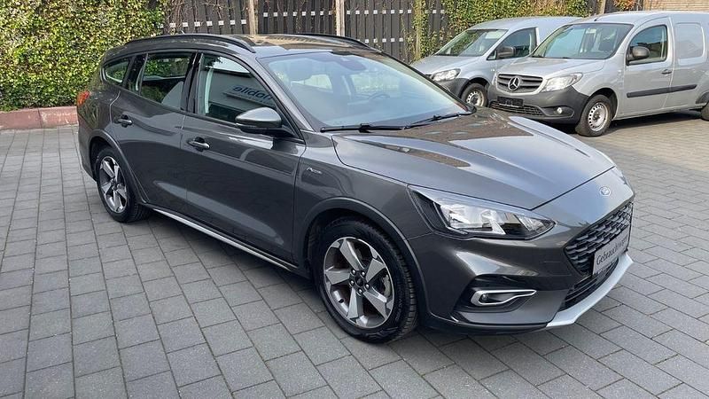 Second-hand Ford Focus Active 125 CP (91 kW) 2019 Gri Break