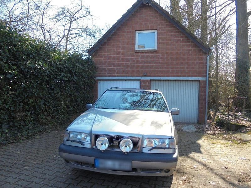 Silber Gebraucht 1995 Volvo 855 Kombi | 6.500 € - Bild 1/4