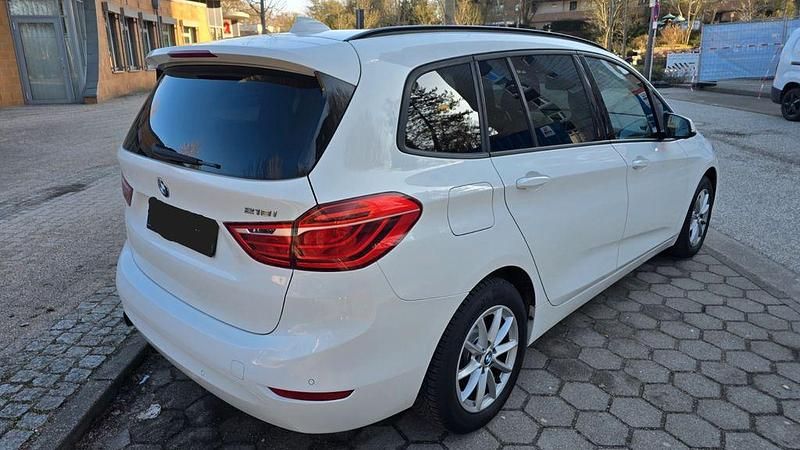 Gebraucht BMW 218 Gran Tourer 136 PS (100 kW) 2016 Weiß Van / Kleinbus