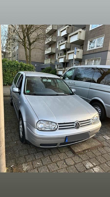Gebraucht VW Golf IV 101 PS (74 kW) 2003 Silber Limousine
