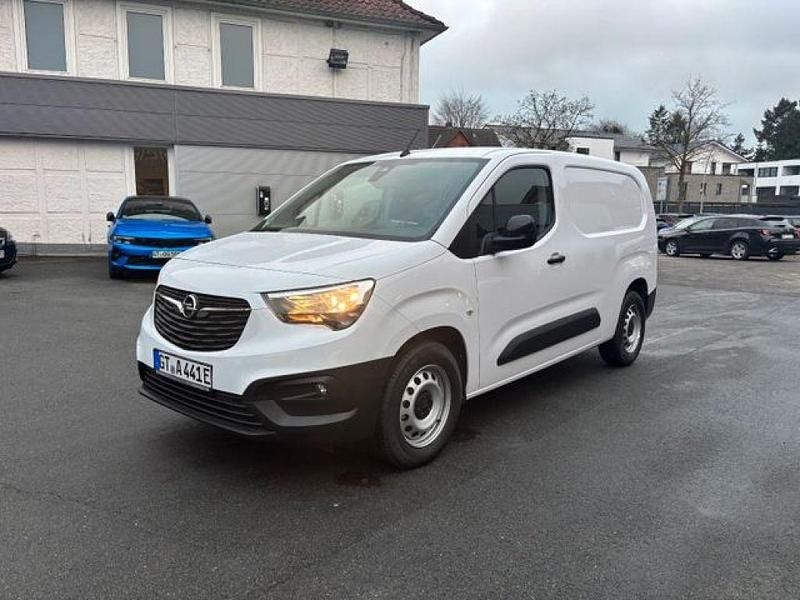 Gebraucht Opel Combo-e Life Edition 100 kW (136 PS) 2024 Kaolin weiß Kombi