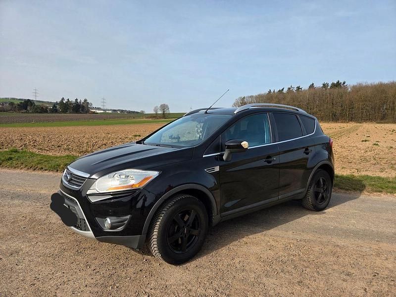 Gebraucht Ford Kuga Titanium 140 PS (102 kW) 2010 Schwarz SUV