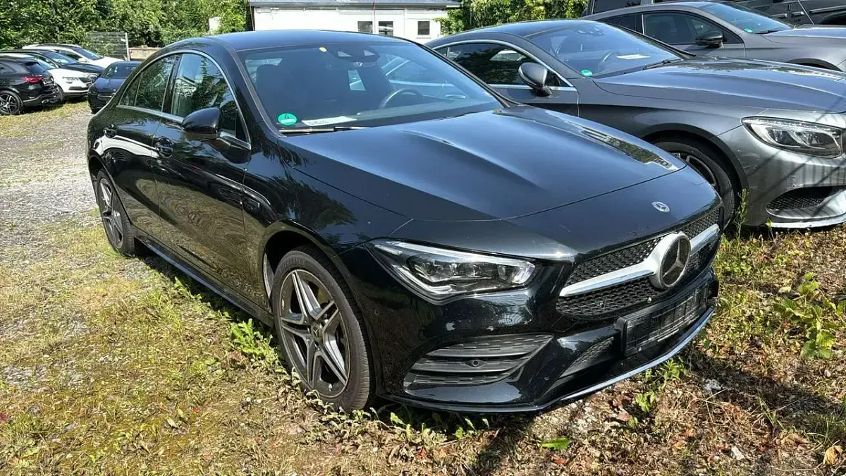 Gebraucht Mercedes CLA250e 160 PS (117 kW) 2021 Schwarz Coupé