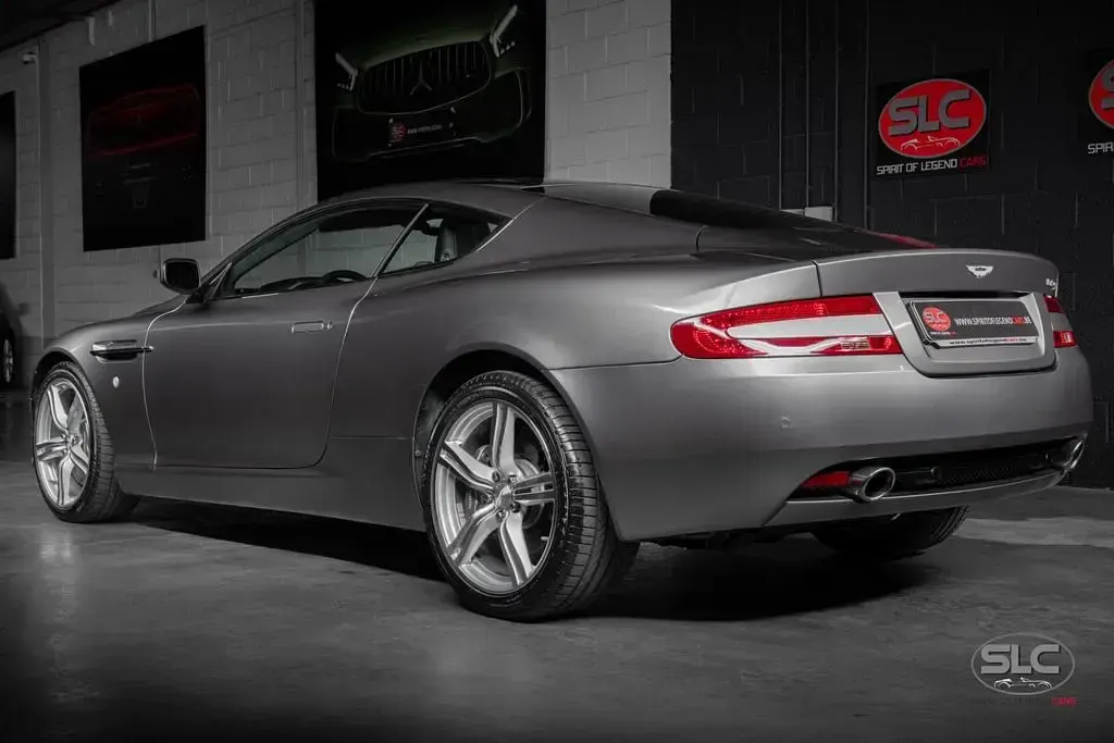 Gebraucht Aston Martin DB9 476 PS (350 kW) 2010 Grau